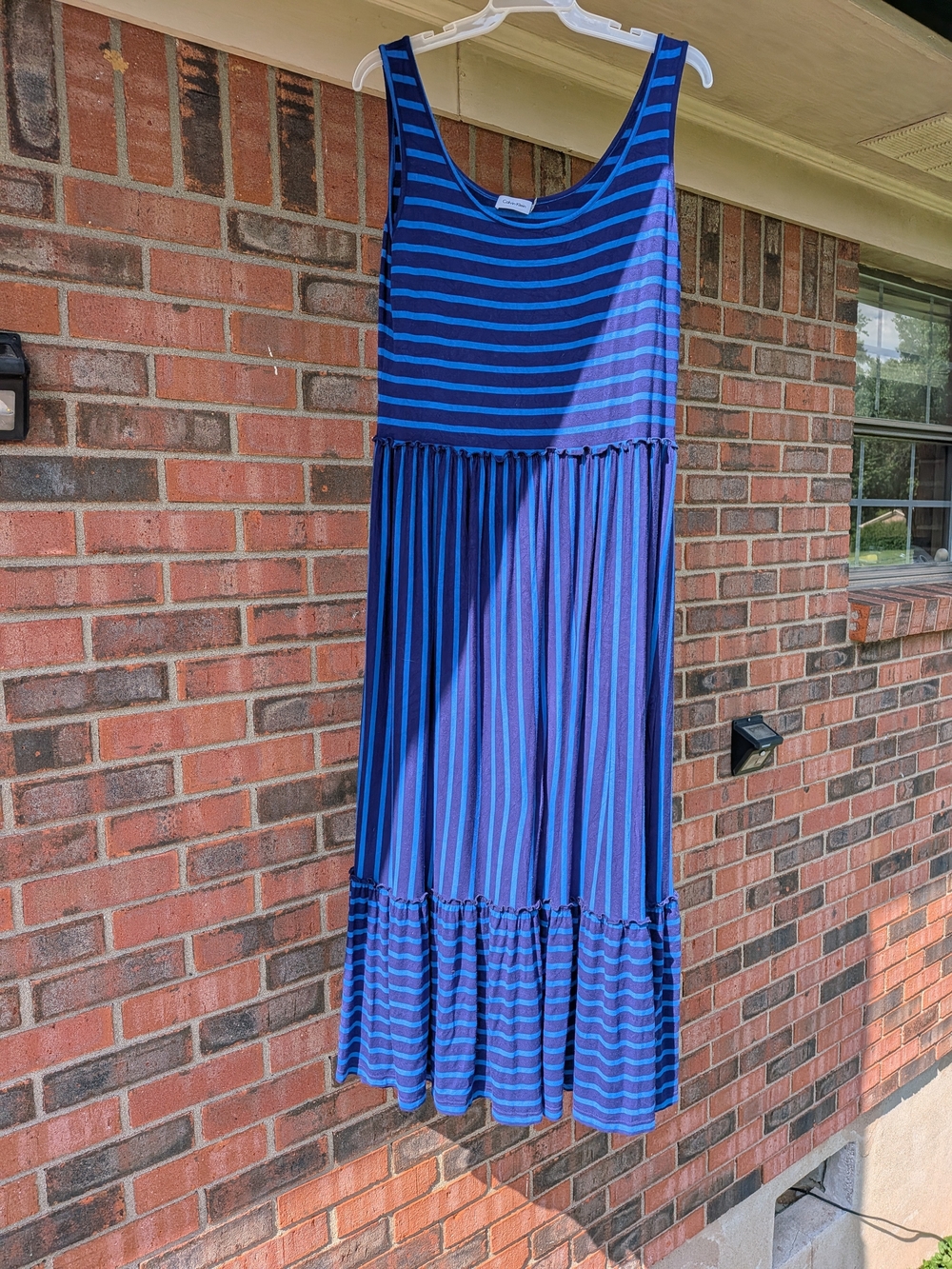 Calvin Klein Blue & Navy Striped Knit Maxi Dress. Size 14